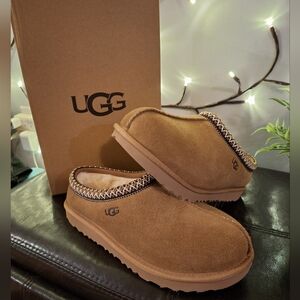 UGG Youth K Tasman II USA 6 Chestnut